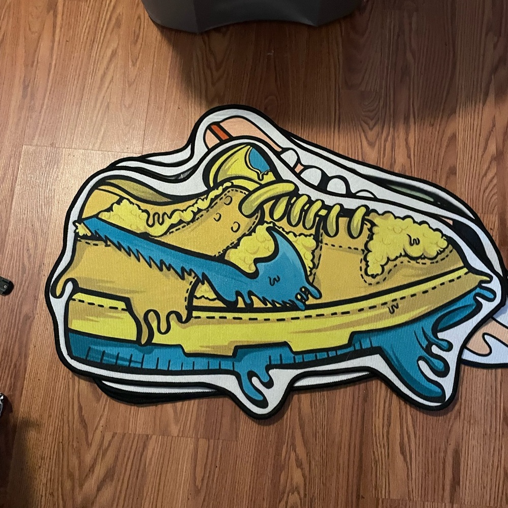 Sneaker rugs